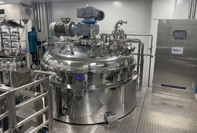 真空均質(zhì)乳化機5000L(非標款)